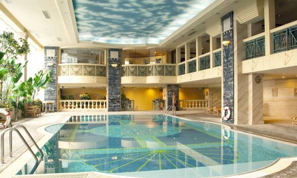 New Orient Landmark Hotel
