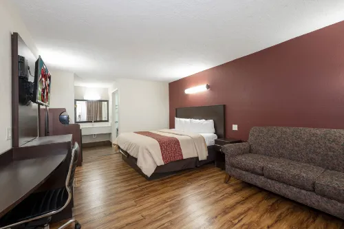 Red Roof Inn Starkville - University فنادق في Oktibbeha County