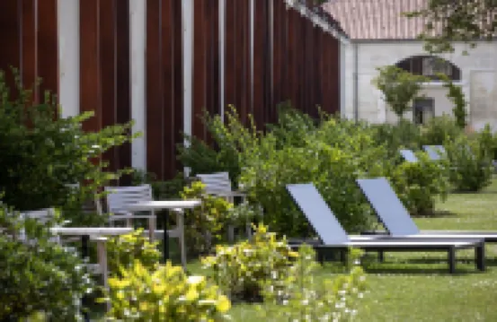 Mr & MRS Smith HÔTEL Chais Monnet