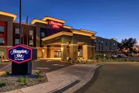 Hampton Inn Fresno Airport Hotels near Speedway