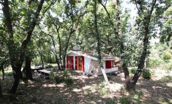 Chalet in the Woods Nestled in the Oak Forest in Monterosso Etneo