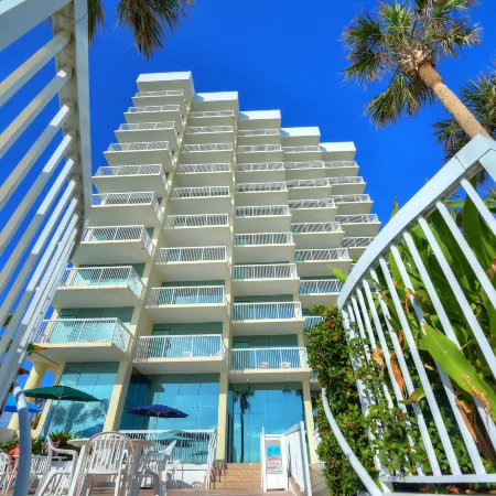 Bahama House - Daytona Beach Shores