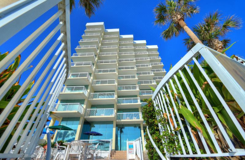 Bahama House - Daytona Beach Shores