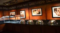 Holiday Inn 芝加哥OAKBROOK 奧克布魯克特萊斯住宿飯店