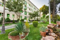Asson Hotel  호텔