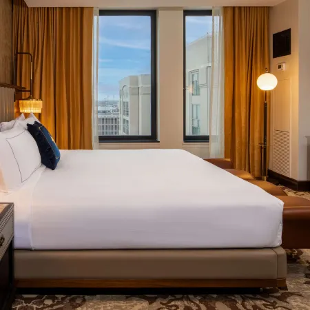 The Peregrine Omaha Downtown Curio Collection by Hilton