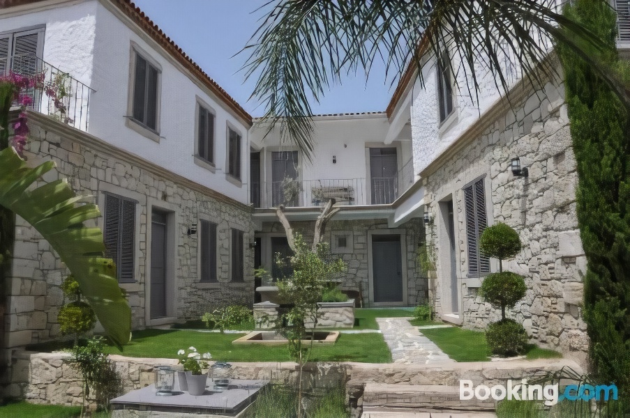 Monk Hotel Alacati - Adults Only