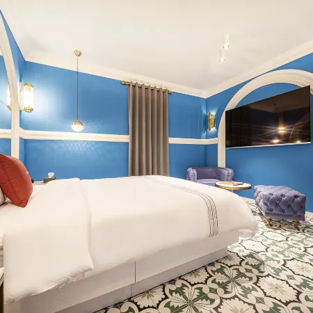 Lerocherrouge Hotel