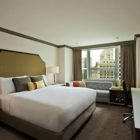 InterContinental Hotels CHICAGO MAGNIFICENT MILE by IHG