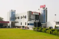 Vinayak Palace Hotels near Chinta Haran Mahadev, Mathura