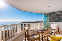 Luxurious 1st Line Top-Floor Apartment with Direct Sea Access Hotels in El Campello