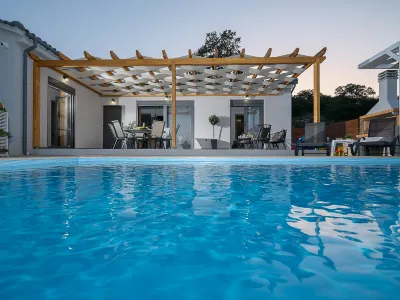 Villa Eleonas with Private Swimming Pool Hotels in 