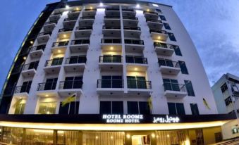 Roomz Hotel