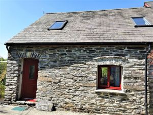 Honeysuckle - 2 Bedroom Cottage - Llanfyrnach