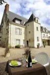 Logis Manoir de La Giraudière Hotel a Fontevraud L'Abbaye