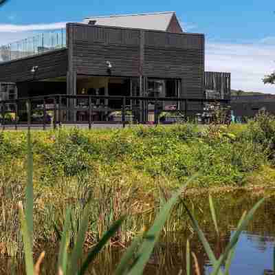 Retallack Resort Hotel Exterior