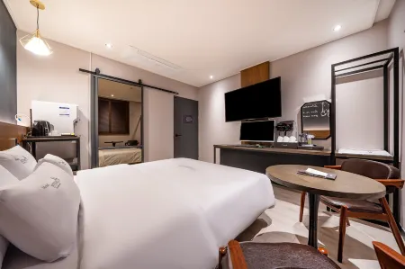 Osan Studio 9 Self Check-in Motel