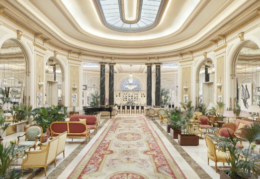 호텔 엘 팰리스의 우아한 로비