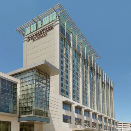 DoubleTree by Hilton Cedar Rapids Convention Complex
