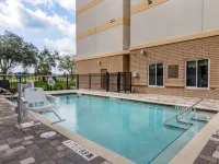 Comfort Suites Daytona Beach-Speedway Hotels near Daytona 500 Experience