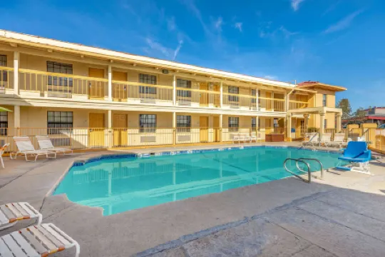 Travelodge by Wyndham El Paso - Airport
