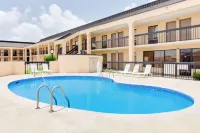 Days Inn by Wyndham Greenville MS Hotels in Greenville