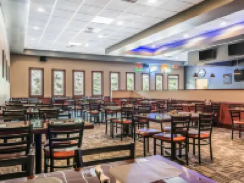 Clarion Inn Belle Vernon Hotels in Rostraver