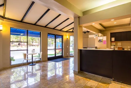 Studio 6 Concord, CA Отели в г. Конкорд