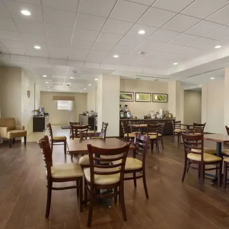 PetroStay Inn & Suites Cotulla