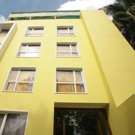 Justa Indiranagar Отели рядом с достопримечательностью «Бизнес-комплекс RMZ Infinity»