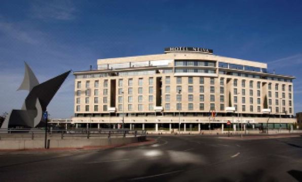 Hotel Nelva - Housity