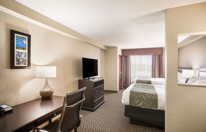 Comfort Suites Forsyth near I-75