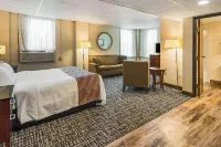 Quality Inn & Suites Hotels in Mountain Iron