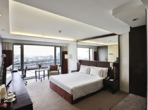 天空デラックスルーム イースティン ホテル マッカサン バンコクの写真