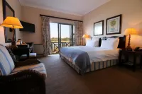 Kingfisher Lodge Hotels near Cornubia Mall