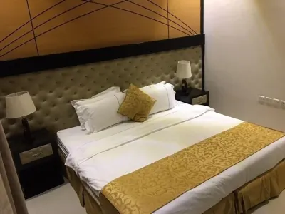 تالين Hotels near كلية العناية الطبية