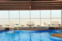 Le Méridien Ra Beach Hotel & Spa - Beach