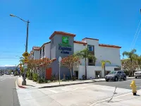 Holiday Inn Express & Suites Hermosa Beach