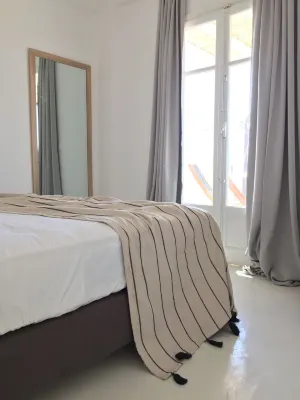 Another Island & Island White Antiparos - Pet friendly