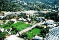 Crithoni's Paradise Hotel