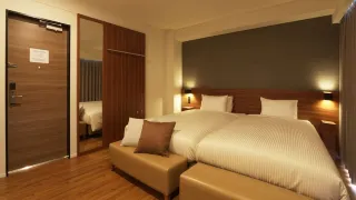 0222f120009utpg430EA3 R 320 180 R5 D
