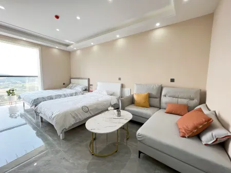 Huazhi City Xingcheng Scenic Homestay (Jinwa Road) Отели рядом с достопримечательностью «Yunnan Astronomical Observatory Chinese Academy of Sciences»