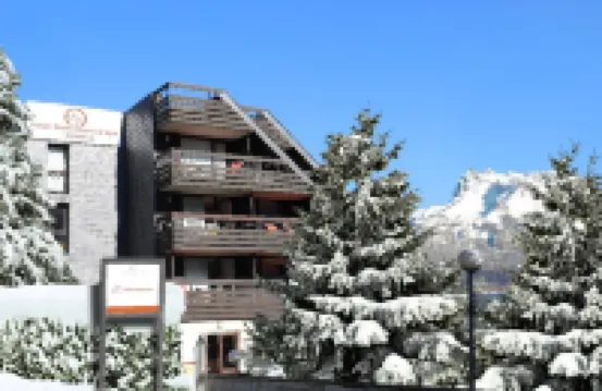 Sowell Hotels Mont Blanc et Spa Hotels near Mont Joly