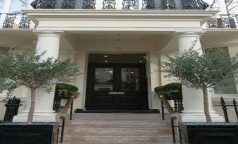 Claverley Court Apartments Knightsbridge