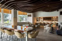 South Shore Harbour Resort and Conference Center - Barer