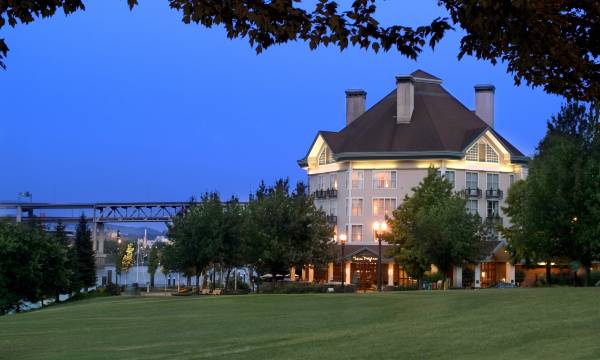 Riverplace Hotel