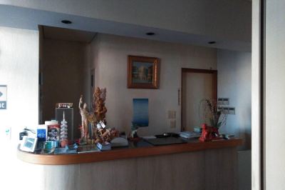 フロントデスク Tabist ステーションホテル磯部 伊勢志摩の写真