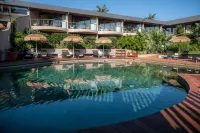 Beach Hotel Resort Hotels in Byron Bay