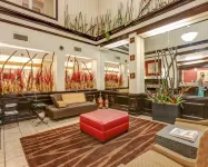 Comfort Suites Goodlettsville Rivergate - 駐車場