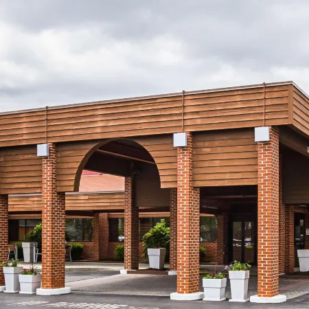 Quality Inn & Suites